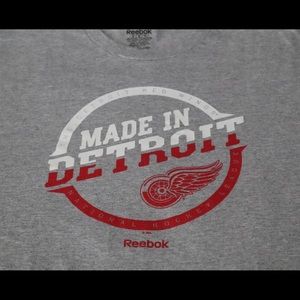Mens XL Short Sleeve Detroit Red Wings Made In Detroit Shirt